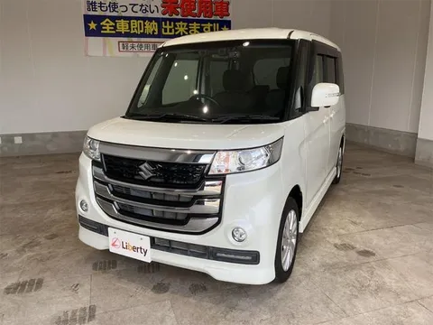 Suzuki Spacia Custom Z