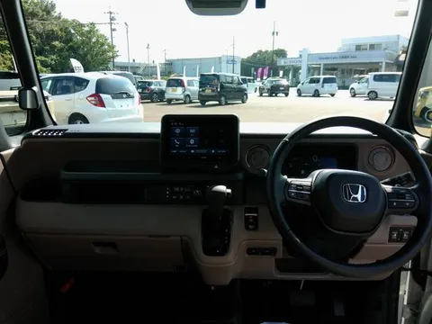 Honda N-BOX Joy