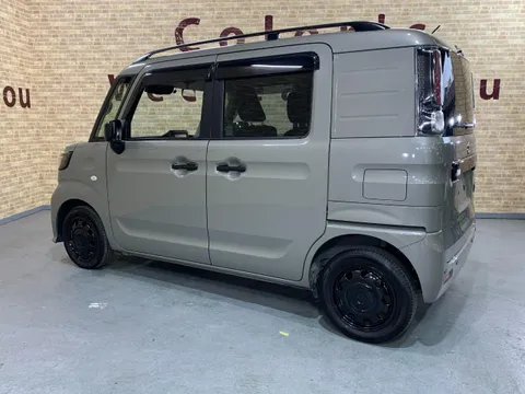 Suzuki Spacia Base