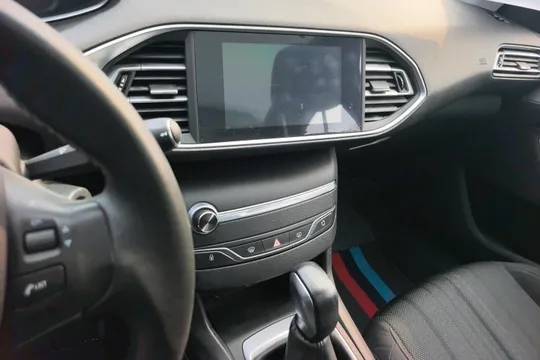 Peugeot 308S