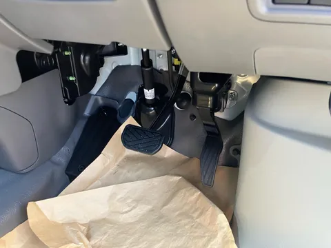 Mitsubishi Minicab Van