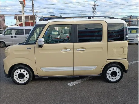 Suzuki Spacia Gear