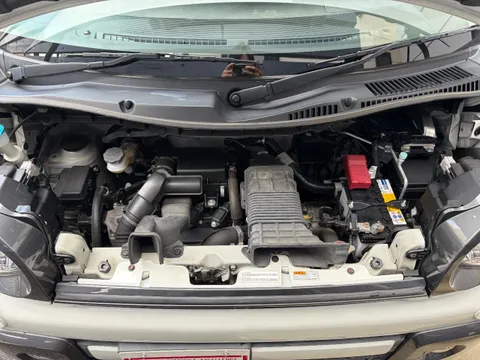 Suzuki Spacia Gear