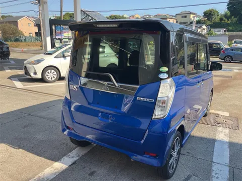 Mitsubishi eK Space