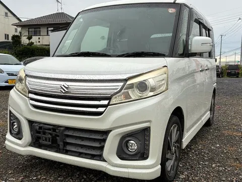 Suzuki Spacia Custom