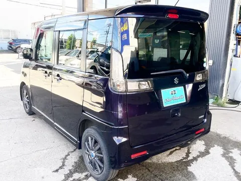 Suzuki Spacia Custom