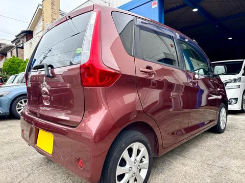 Mitsubishi eK Wagon