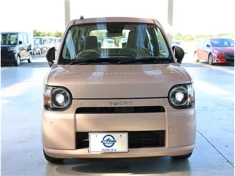 Daihatsu Mira Tocot