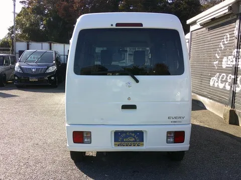 Suzuki Every