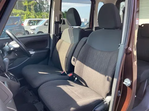 Mitsubishi eK Space Custom