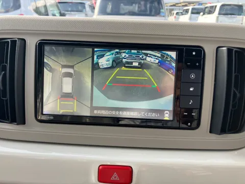 Daihatsu Mira Tocot