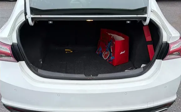 Chevrolet Malibu XL