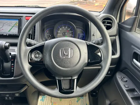 Honda N-WGN Custom