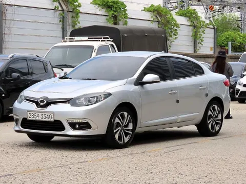 Renault SM3