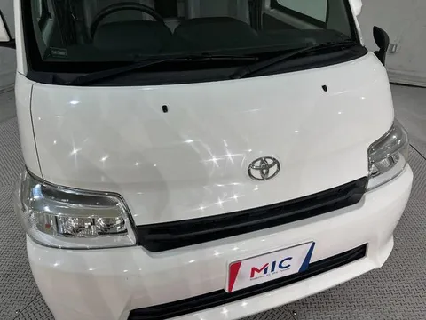 Toyota TownAce Van