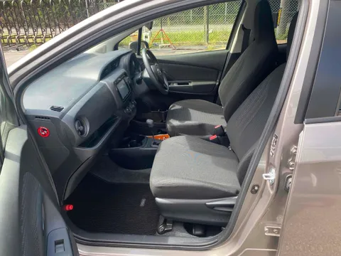 Toyota Yaris (Vitz)