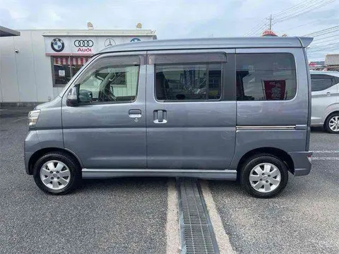 Daihatsu Atrai Wagon