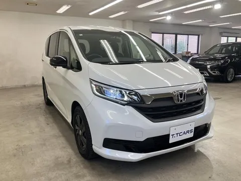 Honda Freed Plus