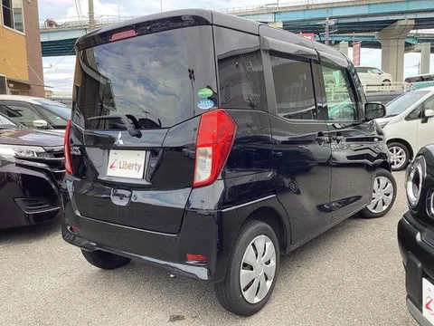 Mitsubishi eK Space
