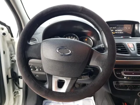 Renault SM3