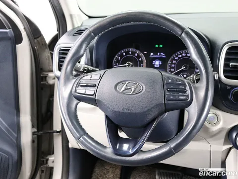 Hyundai Venue