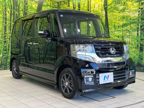 Honda N-BOX Custom