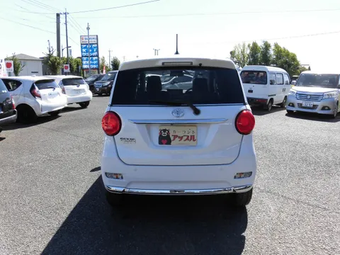 Toyota Pixis Joy