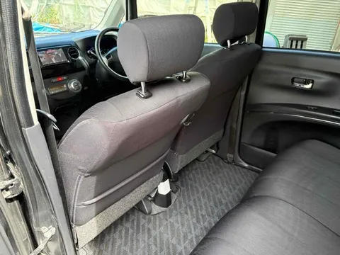 Subaru Lucra Custom