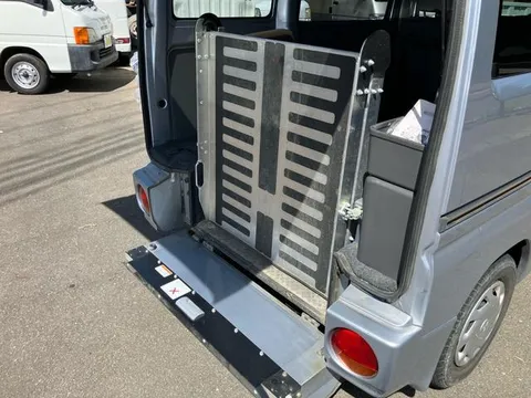 Mitsubishi Minicab Van