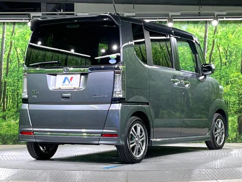 Honda N-BOX+ Custom