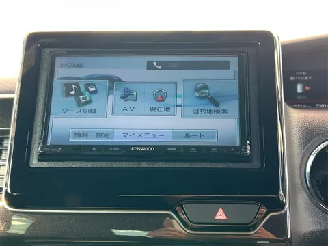 Honda N-BOX Custom