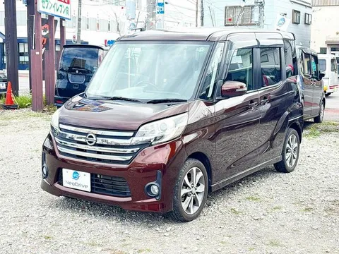 Nissan Dayz Roox