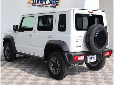 Suzuki Jimny Nomade