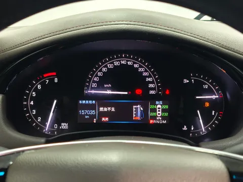 Cadillac XTS