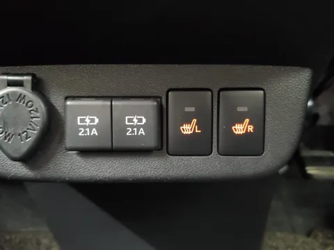 Daihatsu Mira Tocot