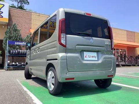 Suzuki Spacia