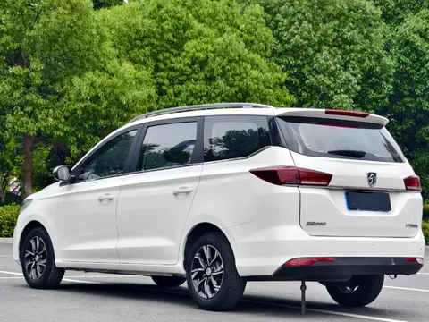 Baojun 360