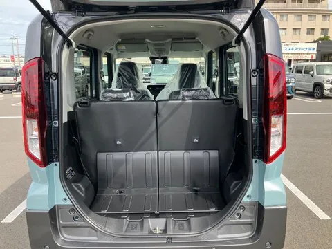 Suzuki Spacia Gear