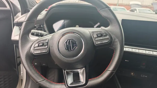 MG MG5