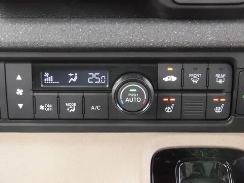 Honda N-BOX Joy