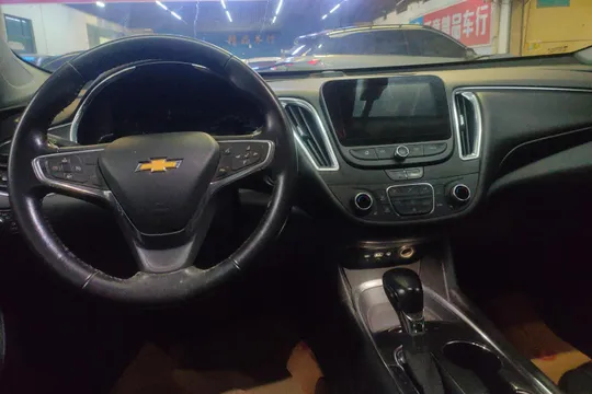 Chevrolet Malibu XL
