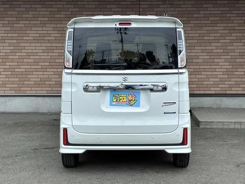 Suzuki Spacia Custom