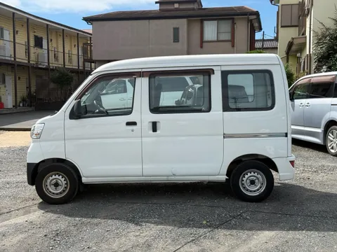Daihatsu Hijet Cargo