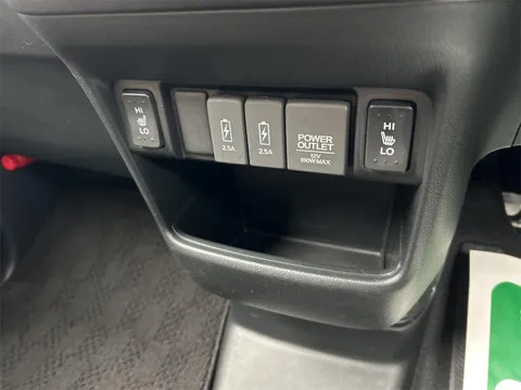Honda N-BOX Slash