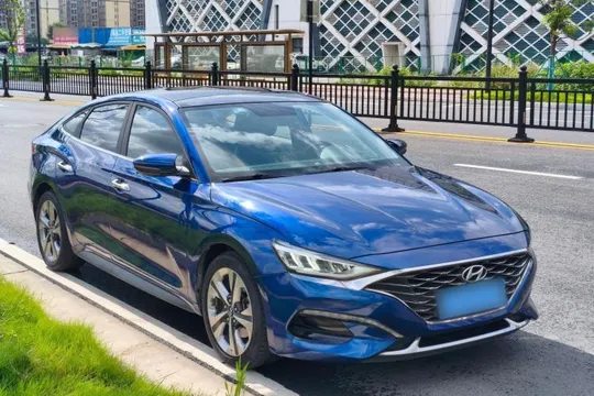 Hyundai Lafesta