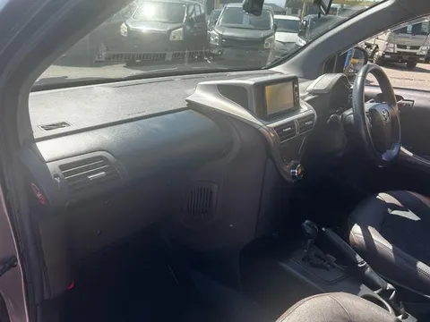 Toyota iQ