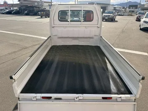 Nissan Clipper Truck