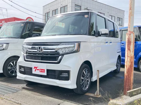Honda N-BOX Custom
