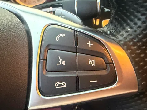 Mercedes-Benz Mercedes-Benz CLS