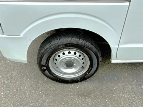 Nissan Clipper